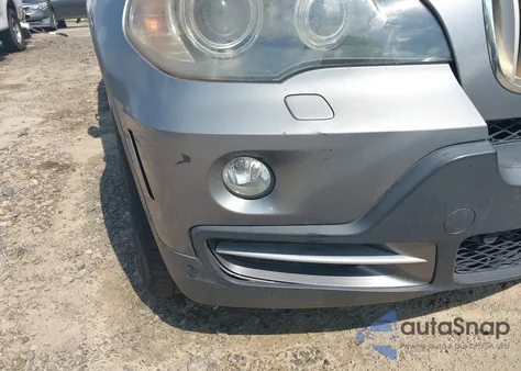 2010 BMW X5 xDrive35D z USA, uszkodzony, nr VIN 5UXFF0C59ALT85590